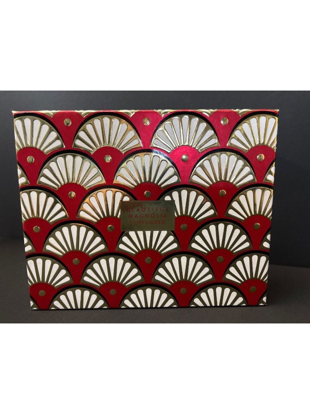 Estée Lauder Beautiful Magnolia Gift Set - Eau De Parfum Empty Box Only